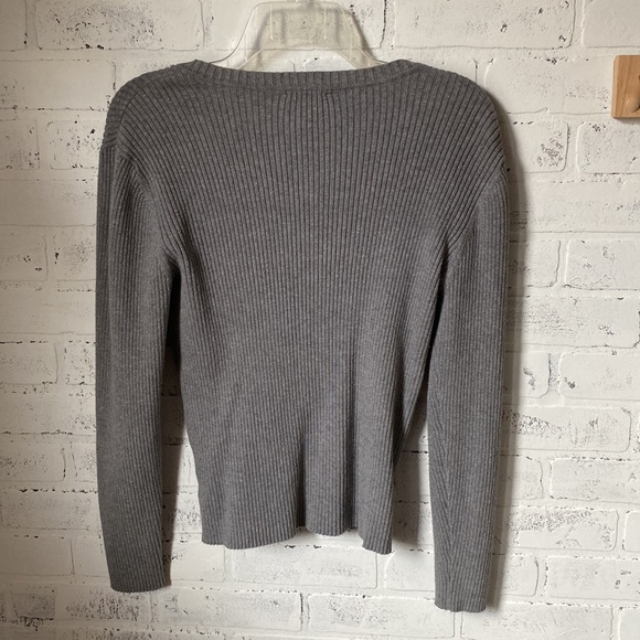 St. John’s Bay sweater - Picture 3 of 4